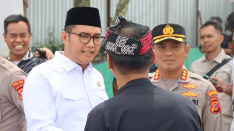 Sastra-Winara-297127008