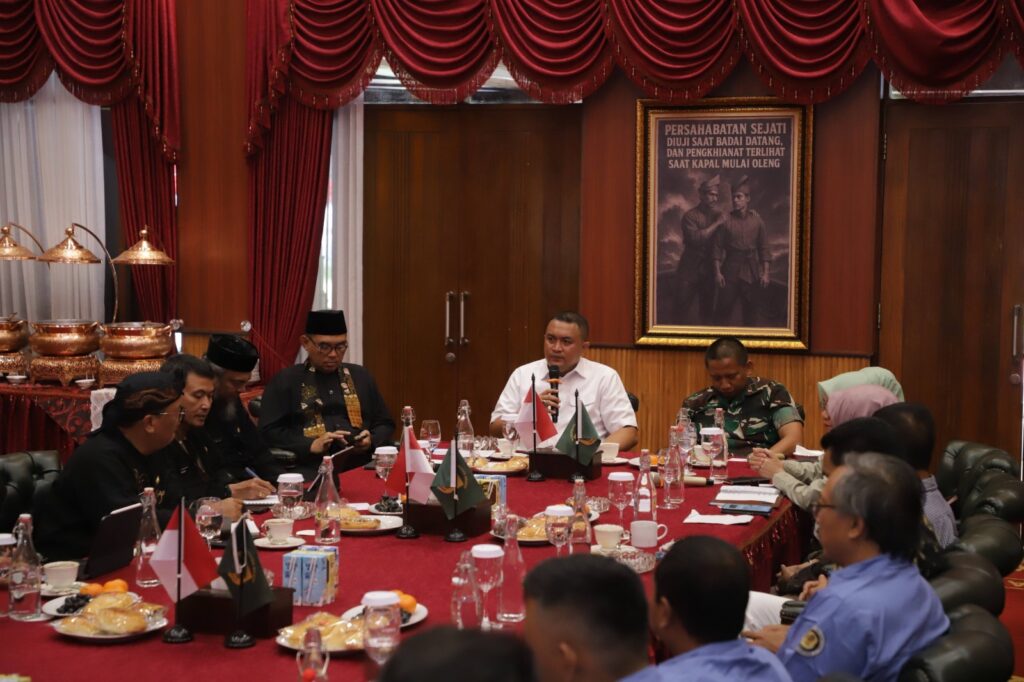 file-1763633335391-7d373710-dab4-4bd4-ad4e-59a9ee82fdec